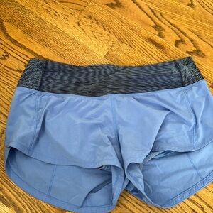 Lululemon speed-up 2.5 shorts